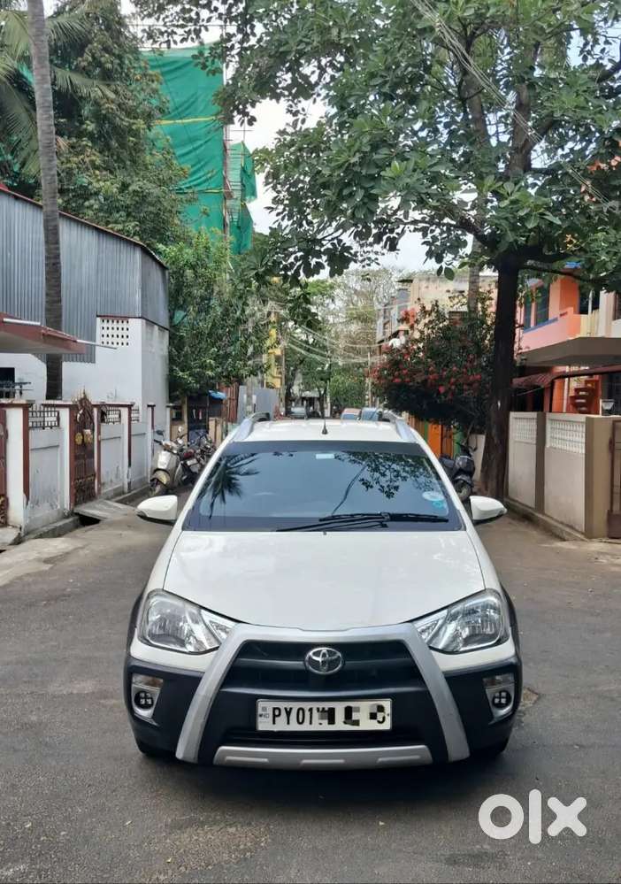 Toyota Etios Cross 2019