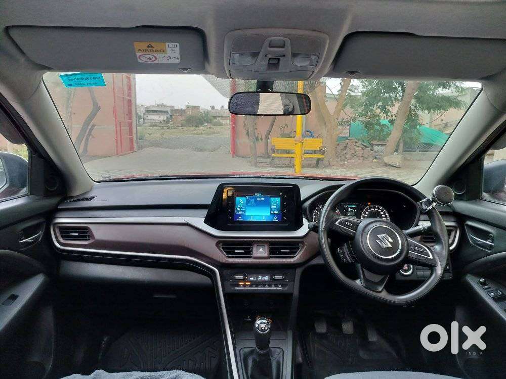 Maruti Suzuki Brezza 1.5 Zxi Smart Hybrid, 2023, Petrol