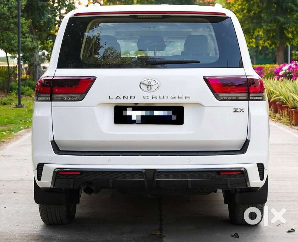 Toyota Land Cruiser 3.3 Zx Diesel, 2023, Diesel