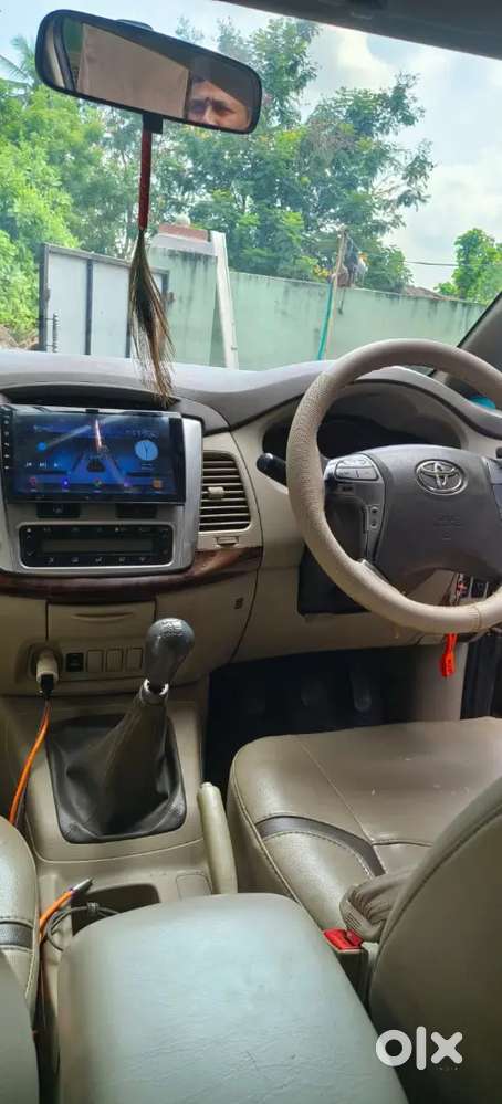 Toyota Innova 2012 Diesel Well Maintained