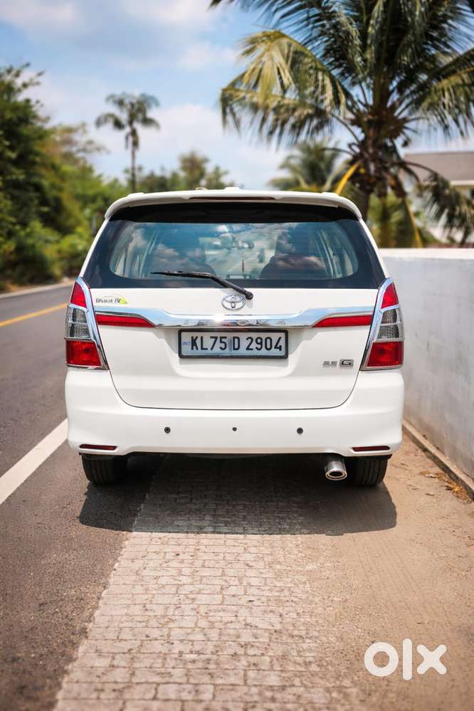 Toyota Innova 2.5 Gx 7 Str Bs-iii, 2015, Diesel