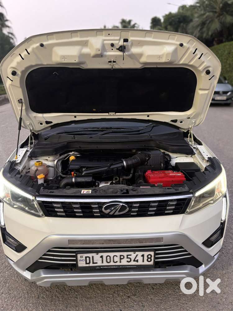 Mahindra Xuv300 W8, 2021, Petrol