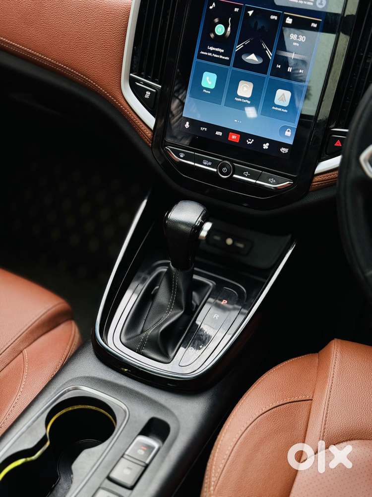 Mg Hector Plus Savvy Pro 1.5 Turbo Petrol Cvt 6 Str, 2020, Petrol