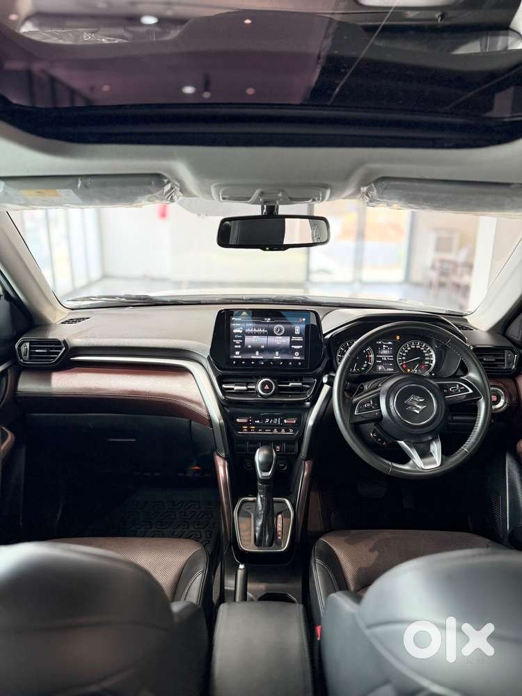 Maruti Suzuki Grand Vitara 1.5 Alpha Smart Hybrid At, 2023, Petrol