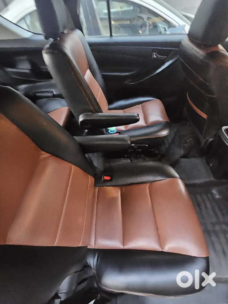 Toyota Innova Crysta 2021