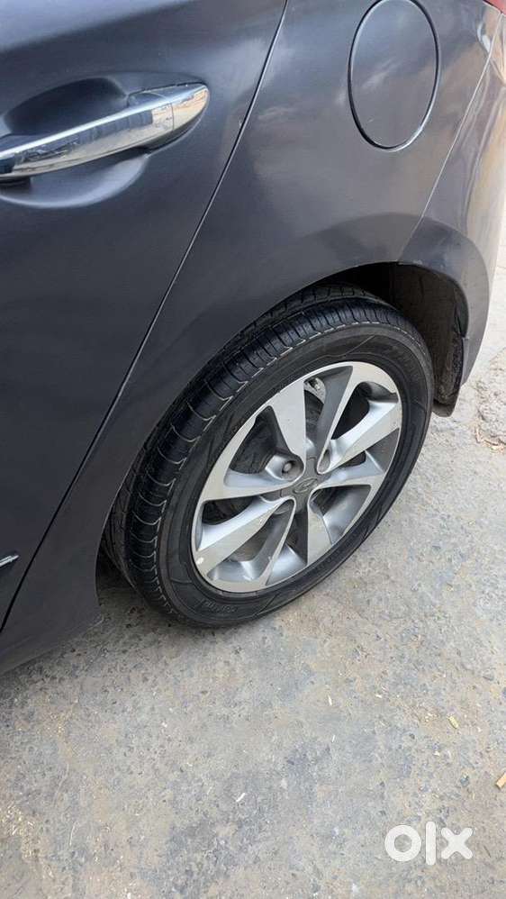 Hyundai I20 2017 Petrol 75500 Km Driven