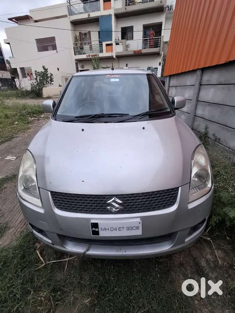 Maruti Suzuki Dzire 1.2 Vxi 2011