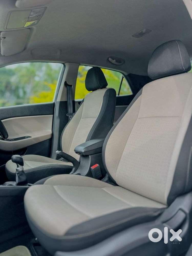 Hyundai I20 Petrol Asta Option, 2015, Petrol