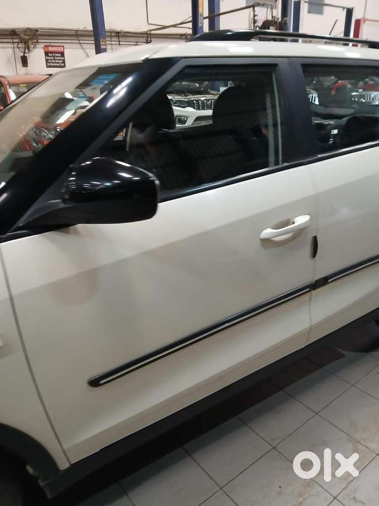 Mahindra Xuv300 Turbosport 2024 Petrol 10350 Km Driven