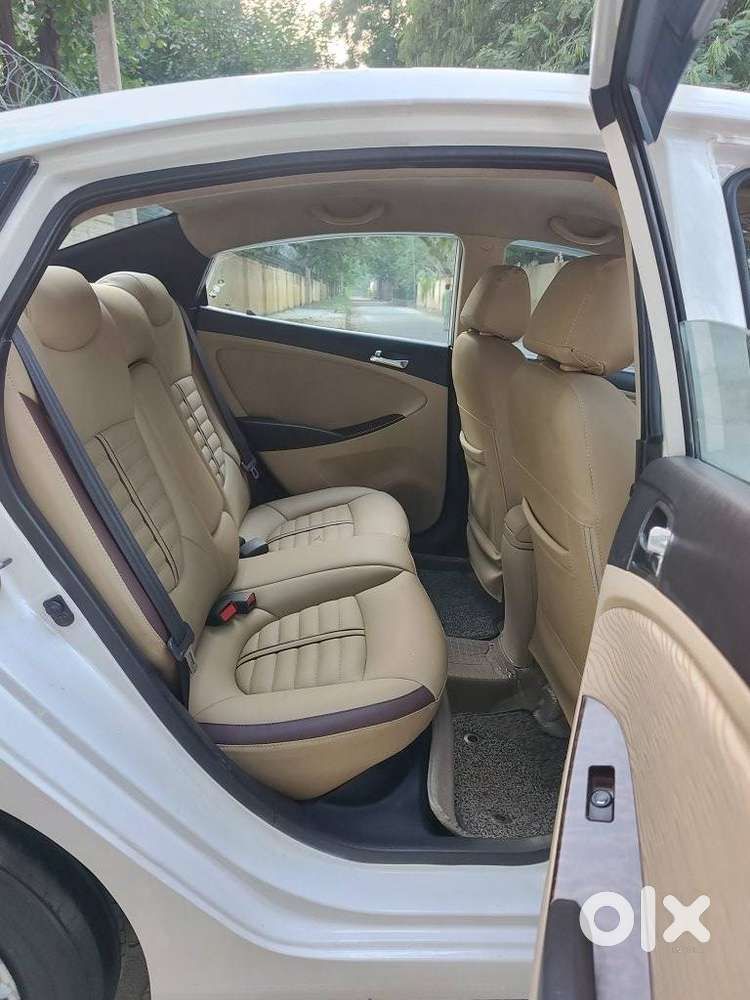 Hyundai Verna 1.6 Ex Vtvt, 2013, Petrol