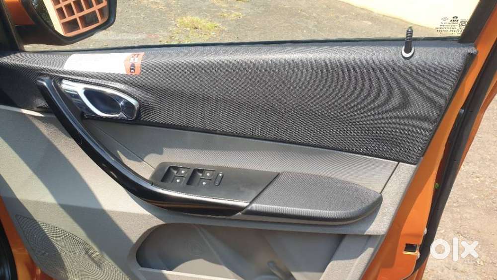 Tata Tiago 1.2 Revotron Xza, 2017, Petrol