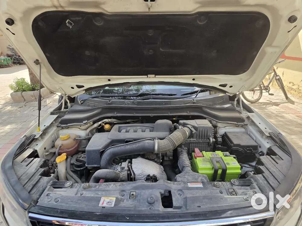 Mahindra Xuv300 2019 Diesel Well Maintained