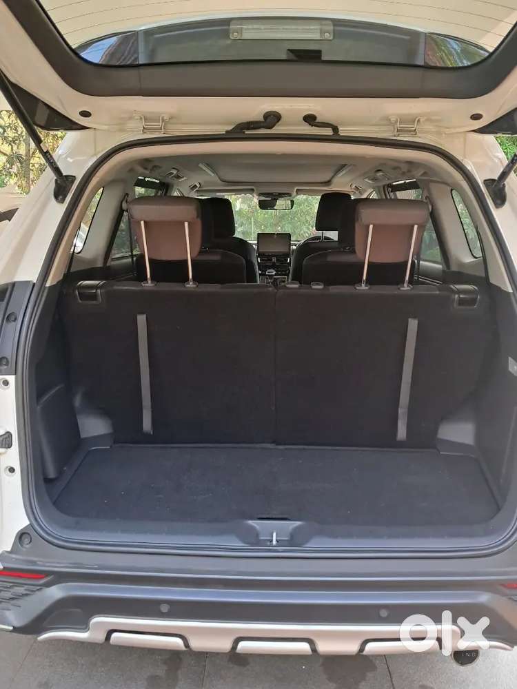 Toyota Innova Hycross Hybrid Vxo