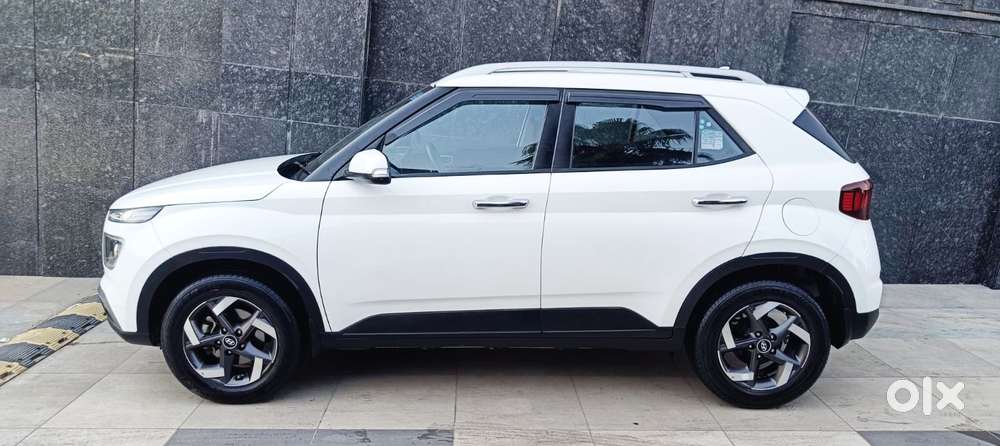 Hyundai Venue Sx Plus Turbo Dct, 2022, Petrol