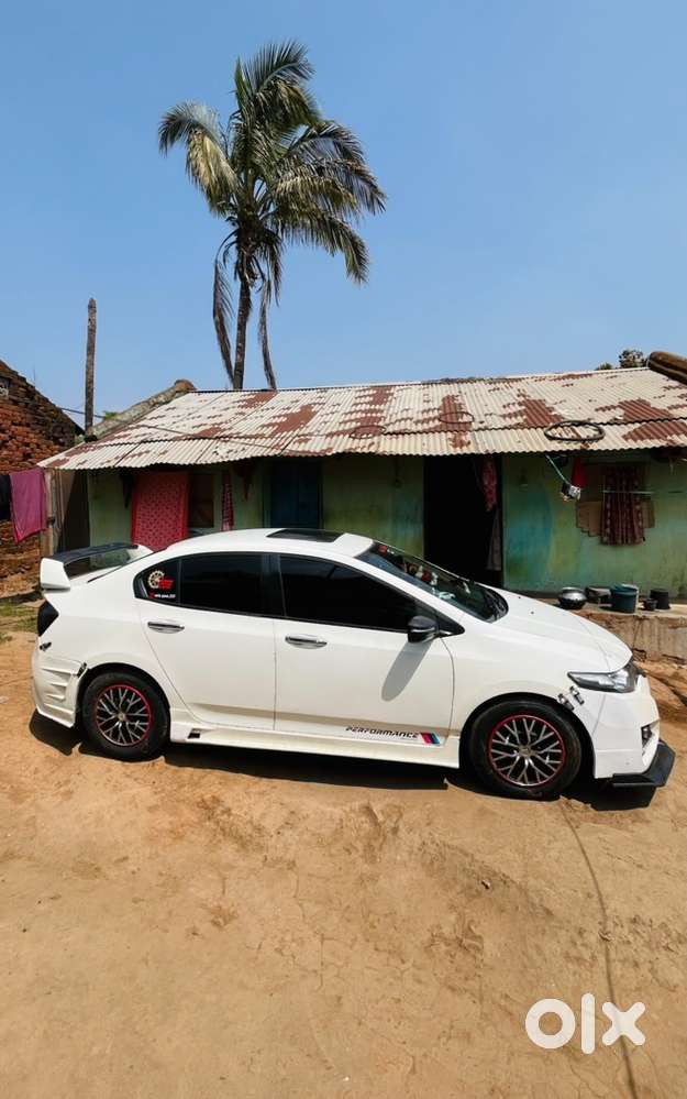 Honda City 1.5 I-vtec Petrol Modified