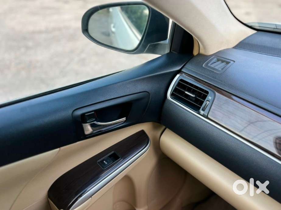 Toyota Camry Hybrid, 2017, Petrol
