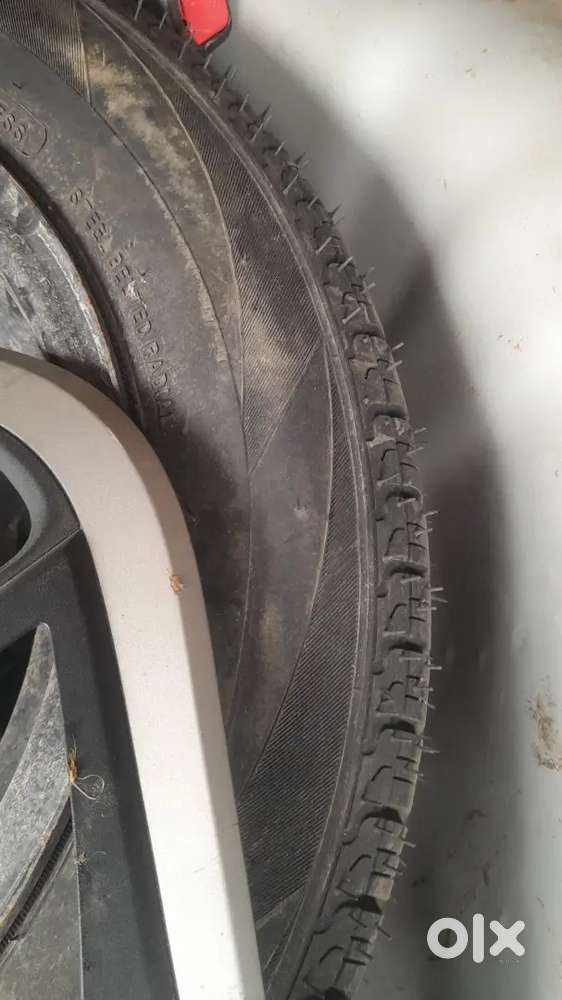 Badi Gadi Leni Hai