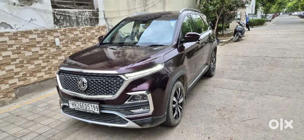 Mg Hector Automatic With Top Variant