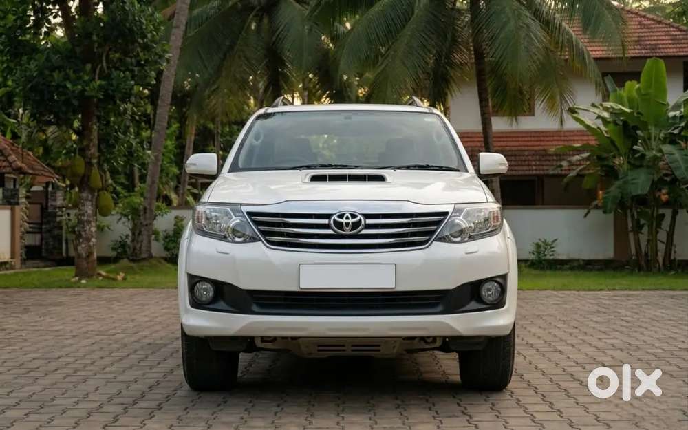 Fortuner 2014 4x2  Clean Vehicle  Premium Suv Deal
