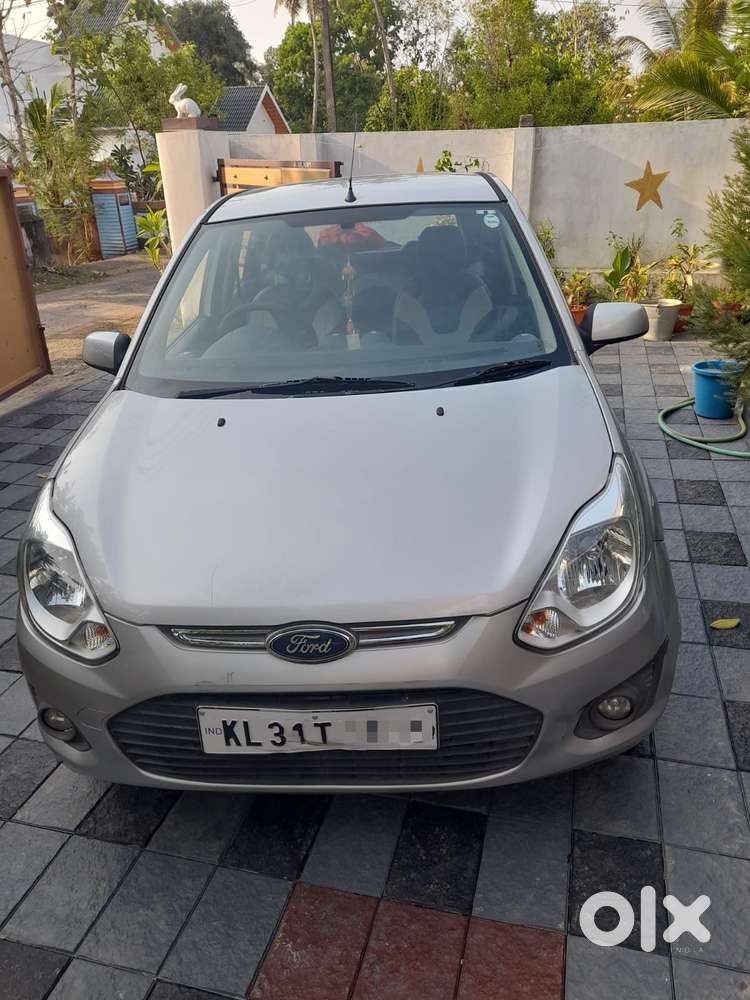 Ford Figo 2012-2015 Petrol Titanium, 2014, Petrol