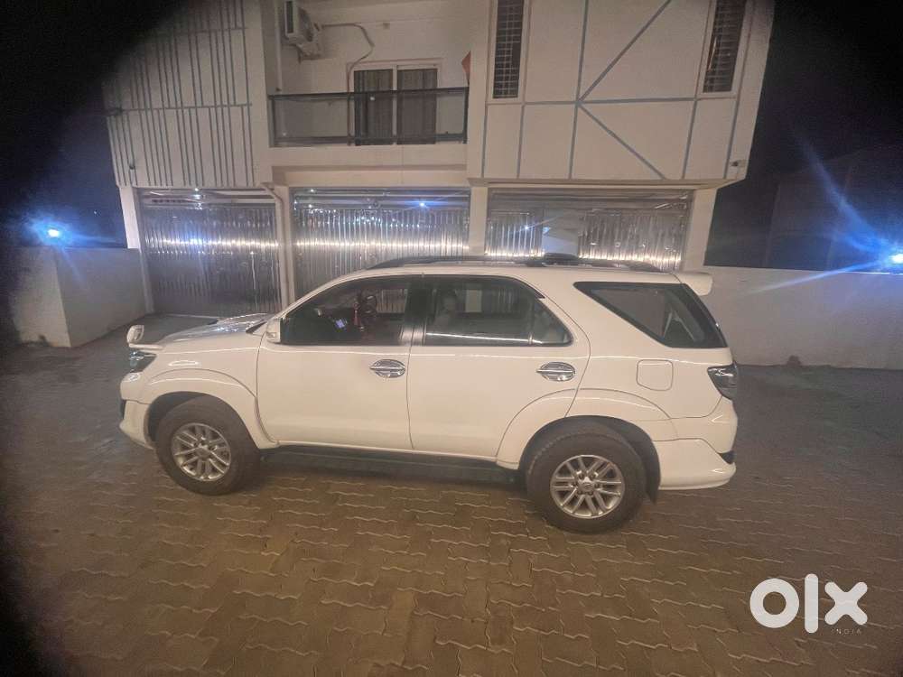 Toyota Fortuner 3.0 Sportivo 4x2 At  1st Owner  Excellent Condition