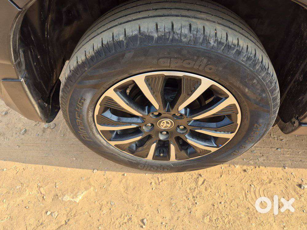 Toyota Urban Cruiser Cruiser Premium, 2022, Petrol