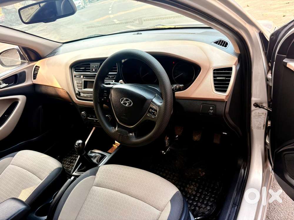 Hyundai I20 1.4 Sportz, 2015, Petrol