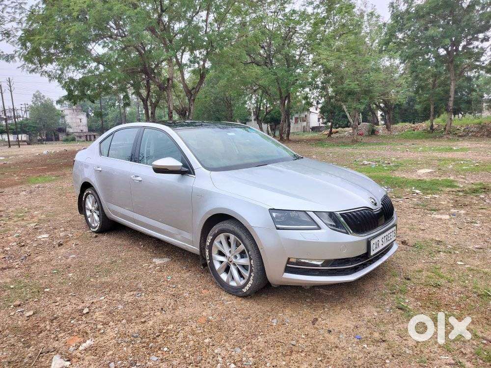 Skoda Octavia 1.8 Tsi Style Plus At, 2017, Petrol