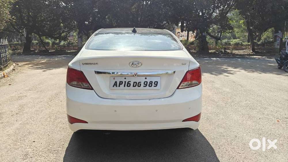 Hyundai Verna 1.6 Sx Crdi, 2015, Diesel
