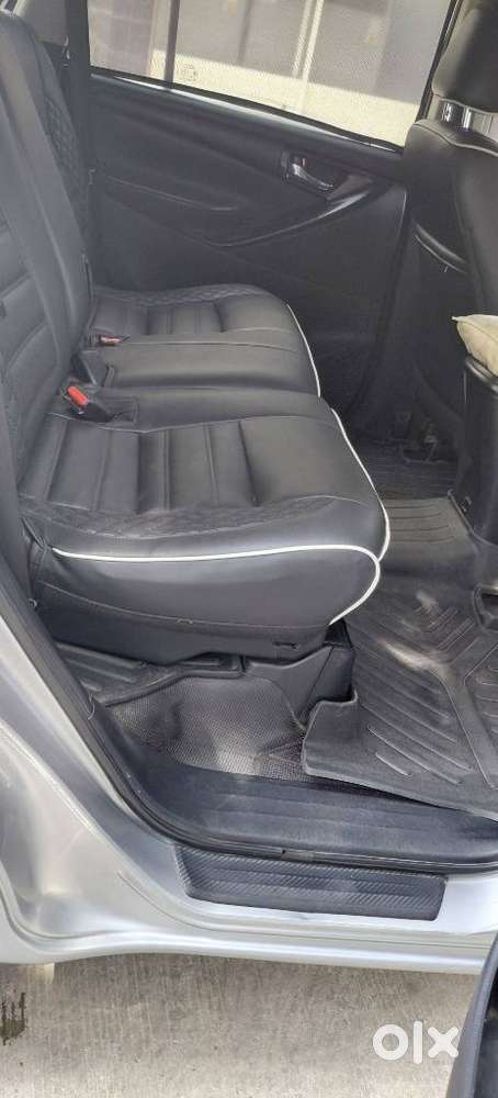 Toyota Innova Crysta 2.4 G Mt 8s, 2017, Diesel