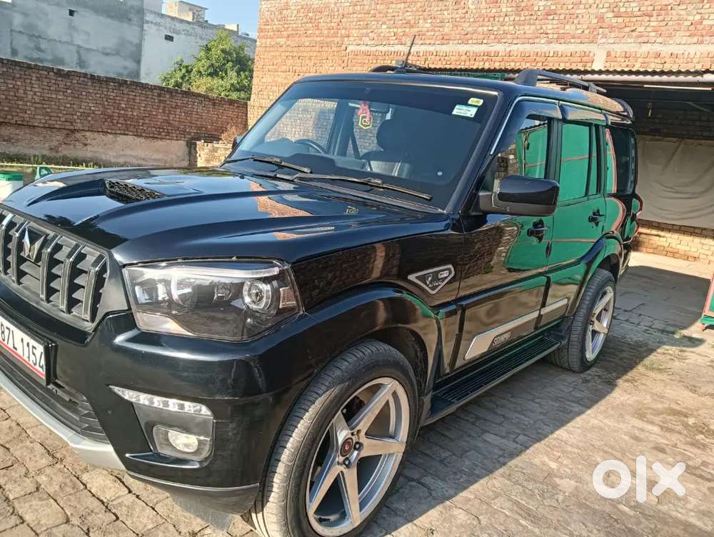 Mahindra Scorpio Classic 2023 Diesel 50000 Km Driven