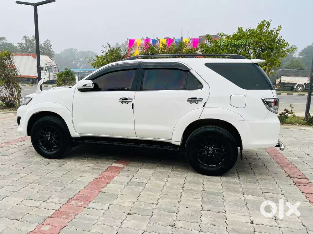 Toyota Fortuner Car 2013 Diesel Good Condition