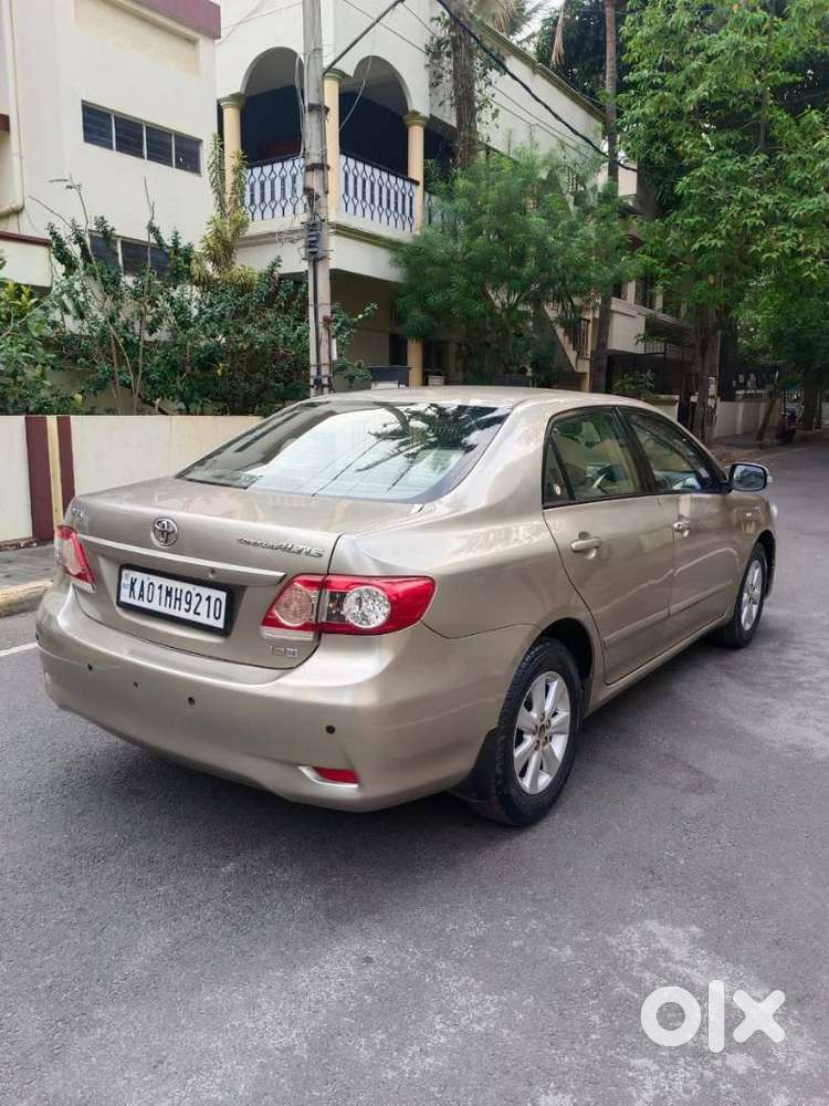 Toyota Corolla Altis [ ] 1.8 J, 2012, Petrol