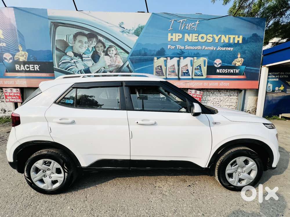 Hyundai Venue 1.2 S (o), 2019, Petrol