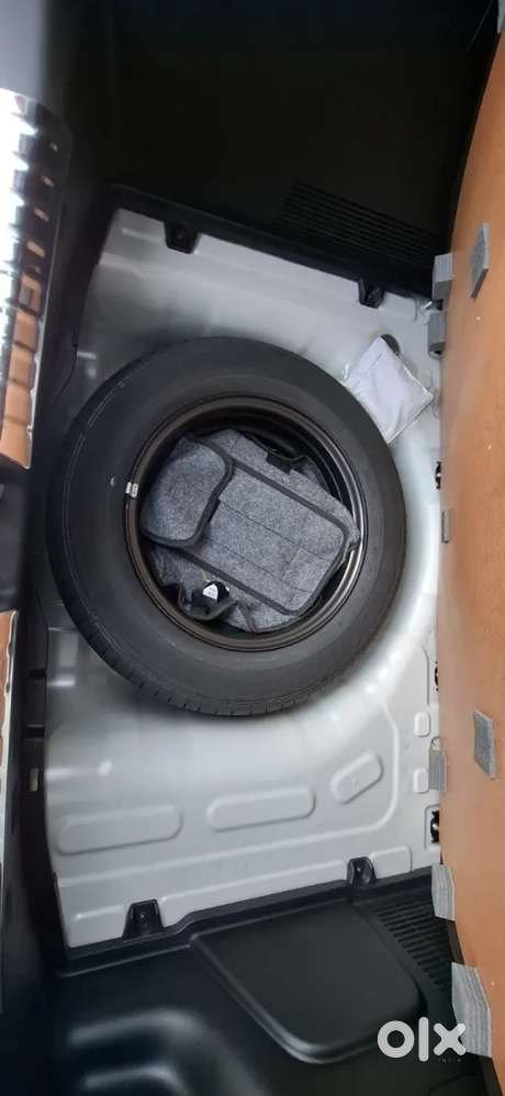 Kia Sonet, 2025, Petrol