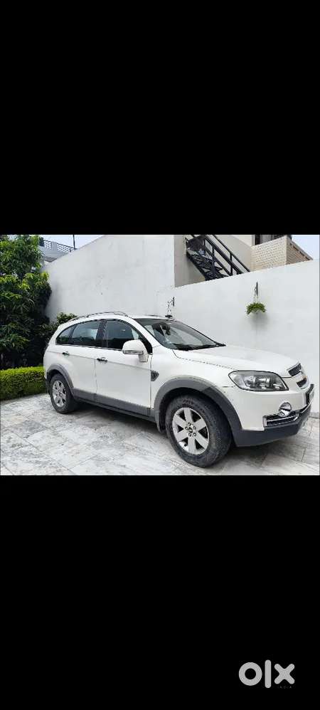 Chevrolet Captiva 2011 Top Model  7 Seater Diesel 950000 Km Driven
