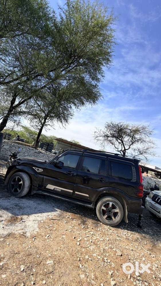 Mahindra Scorpio Classic 2010 Diesel Well Maintained