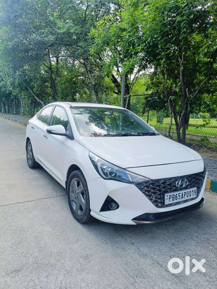 Hyundai Verna Sx 1.5 Petrol Ivt, 2021, Petrol