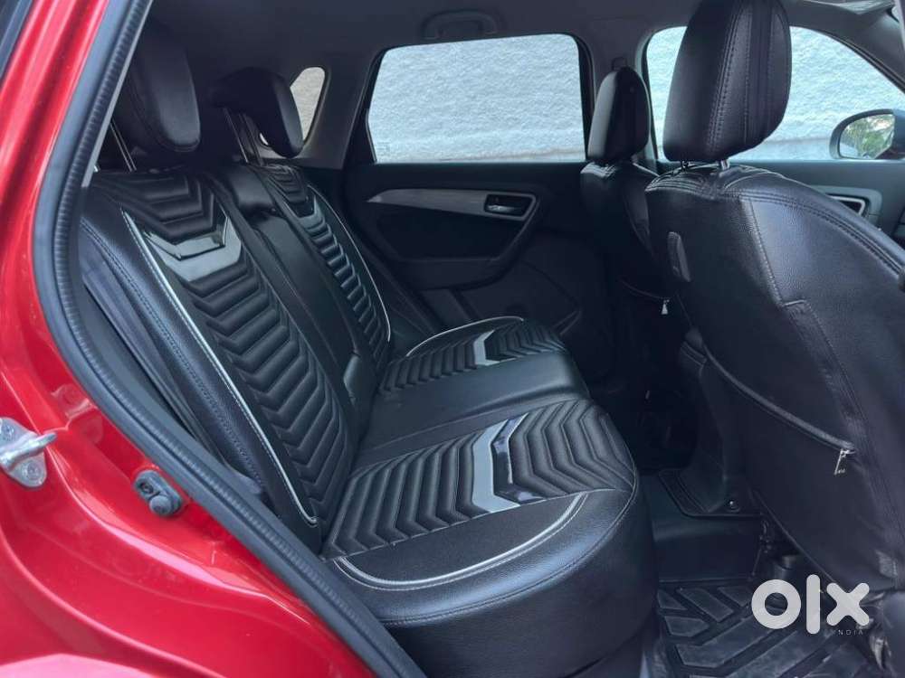 Maruti Suzuki Brezza Zdi+ Dual Tone, 2018, Diesel