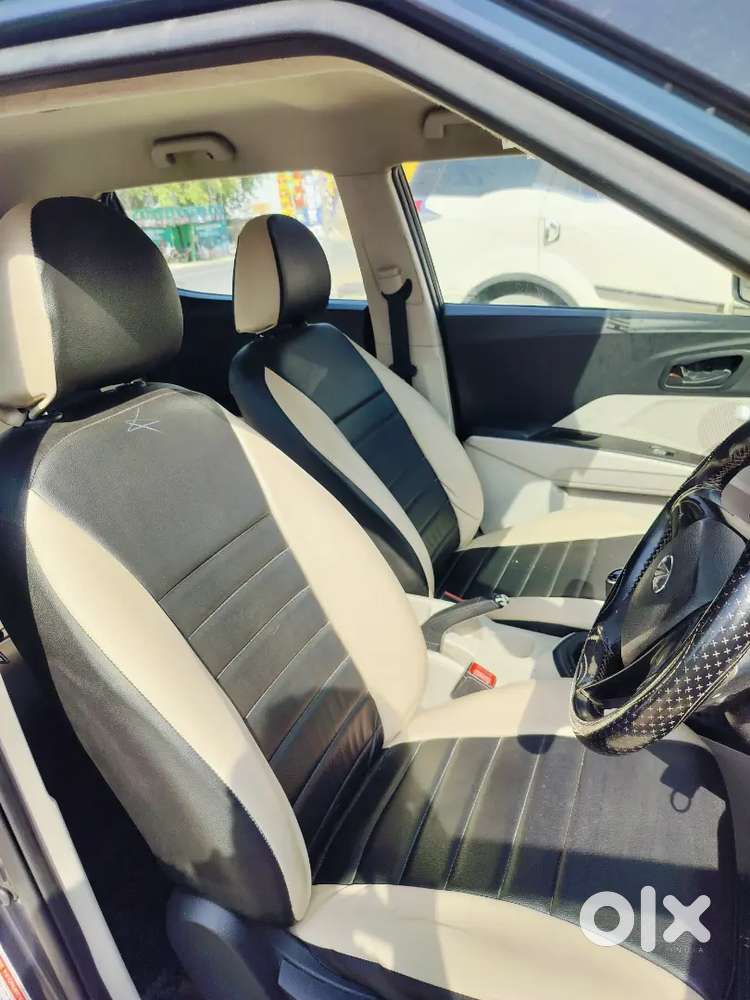 Mahindra Xuv300 W4 Diesel 2021  1st Owner  83,000 Km Driven