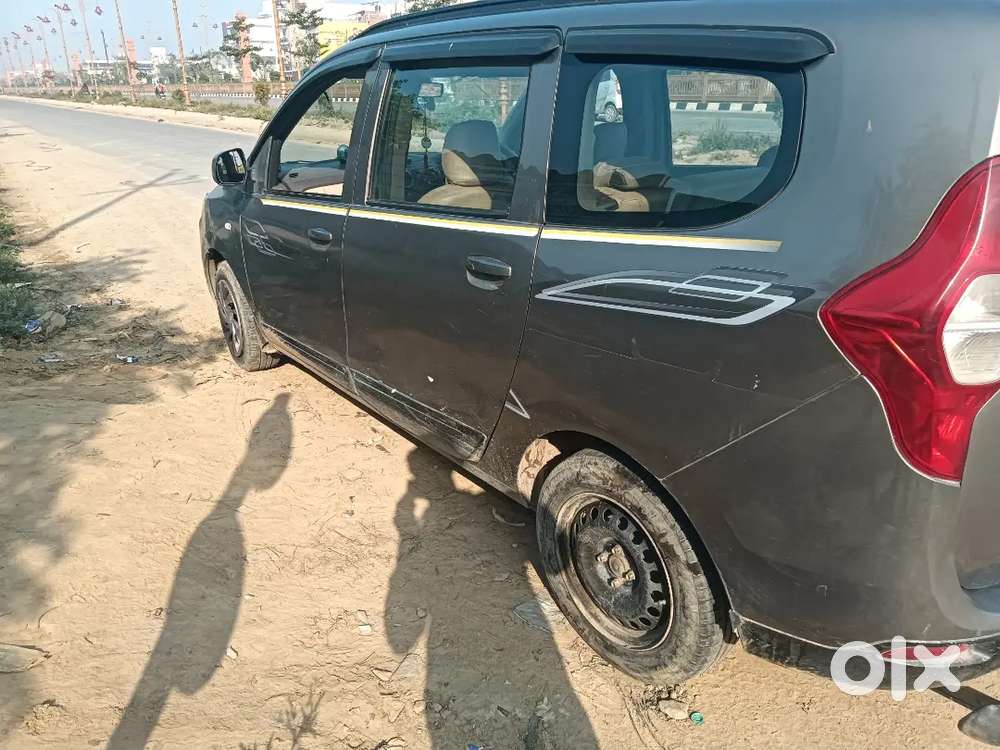 Renault Lodgy 2015 Diesel 71000 Km Driven