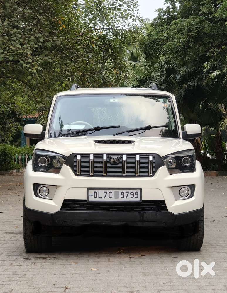 Mahindra Scorpio Classic Diesel Manual 2021