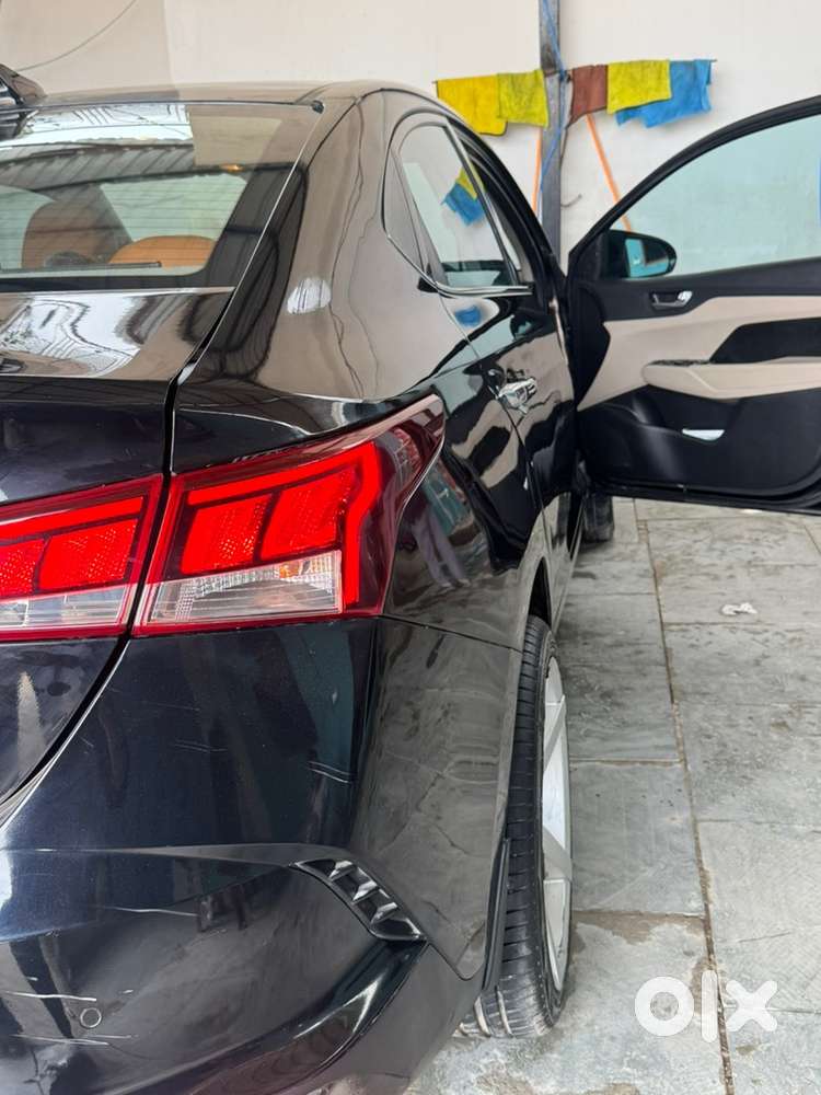 Hyundai Manual Petrol Car 2021