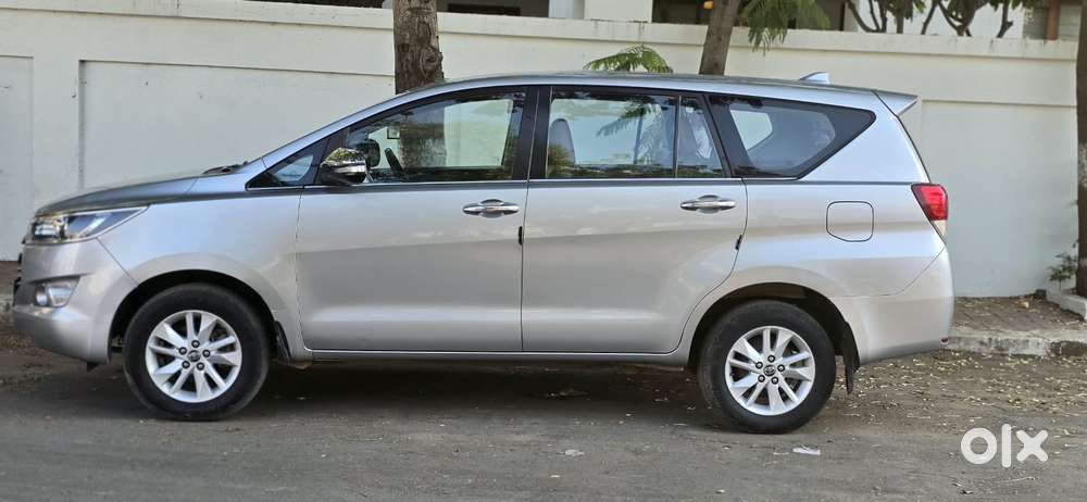 Toyota Innova Crysta 2.8z Automatic, 2017, Diesel