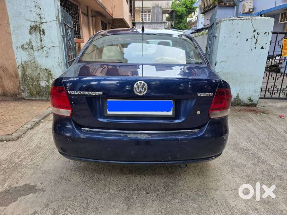 Volkswagen Vento 1.2 Highline Plus At 16 Alloy, 2011, Petrol