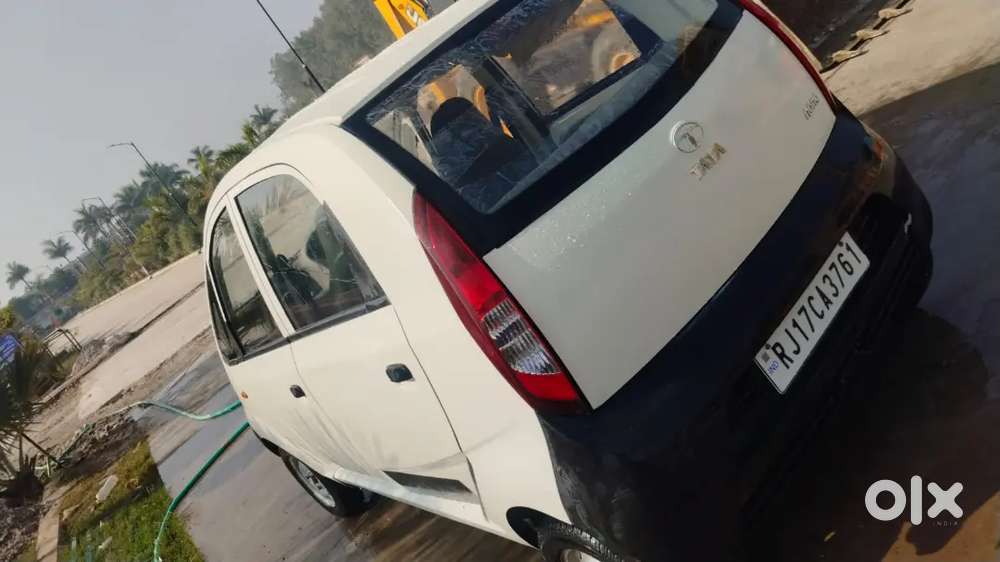 Tata Neno Sale