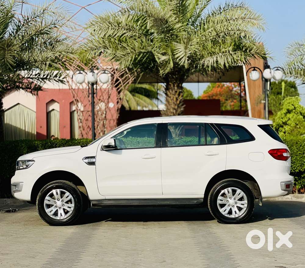Ford Endeavour 2.2 Trend At 4x2, 2017, Diesel