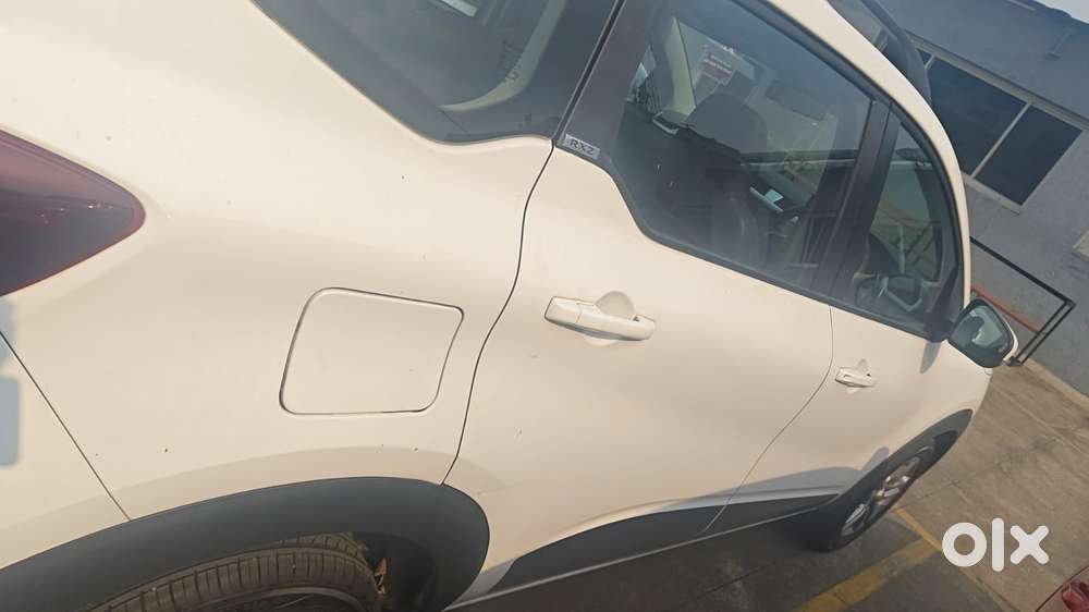 Maruti Suzuki Ritz Vxi, 2011, Petrol