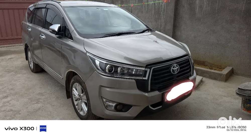 Toyota Innova Crysta 2016