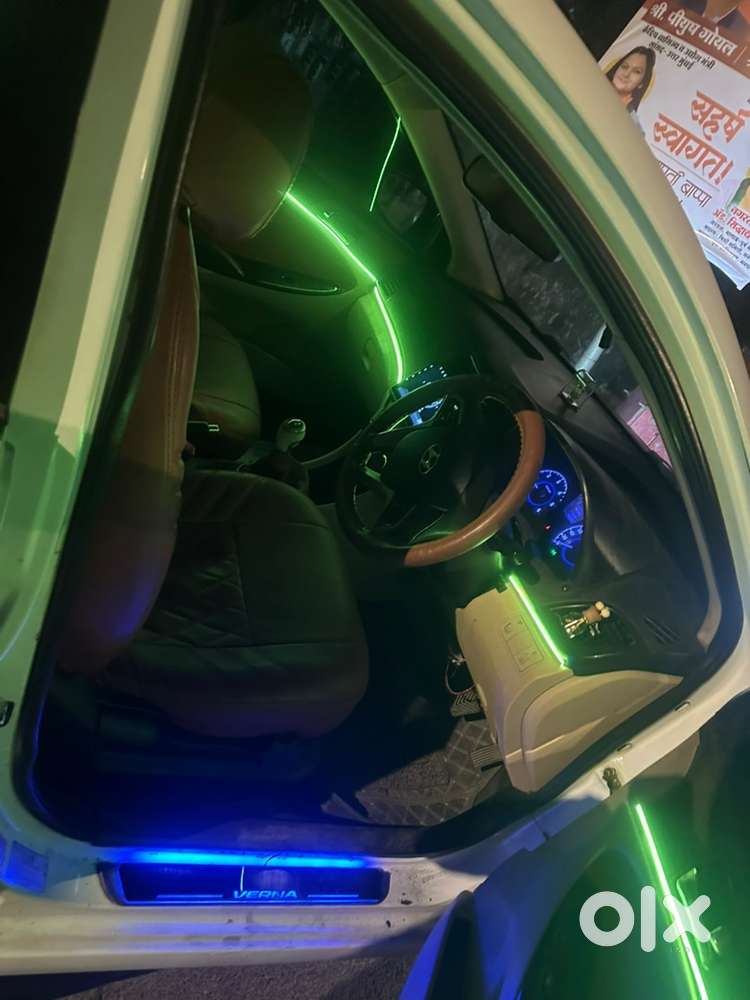 Hyundai Fluidic Verna 2011